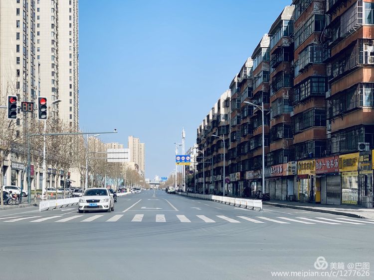 上阳宫到百货楼,疫情下逛西工,期待小街锅贴,王城广场听戏