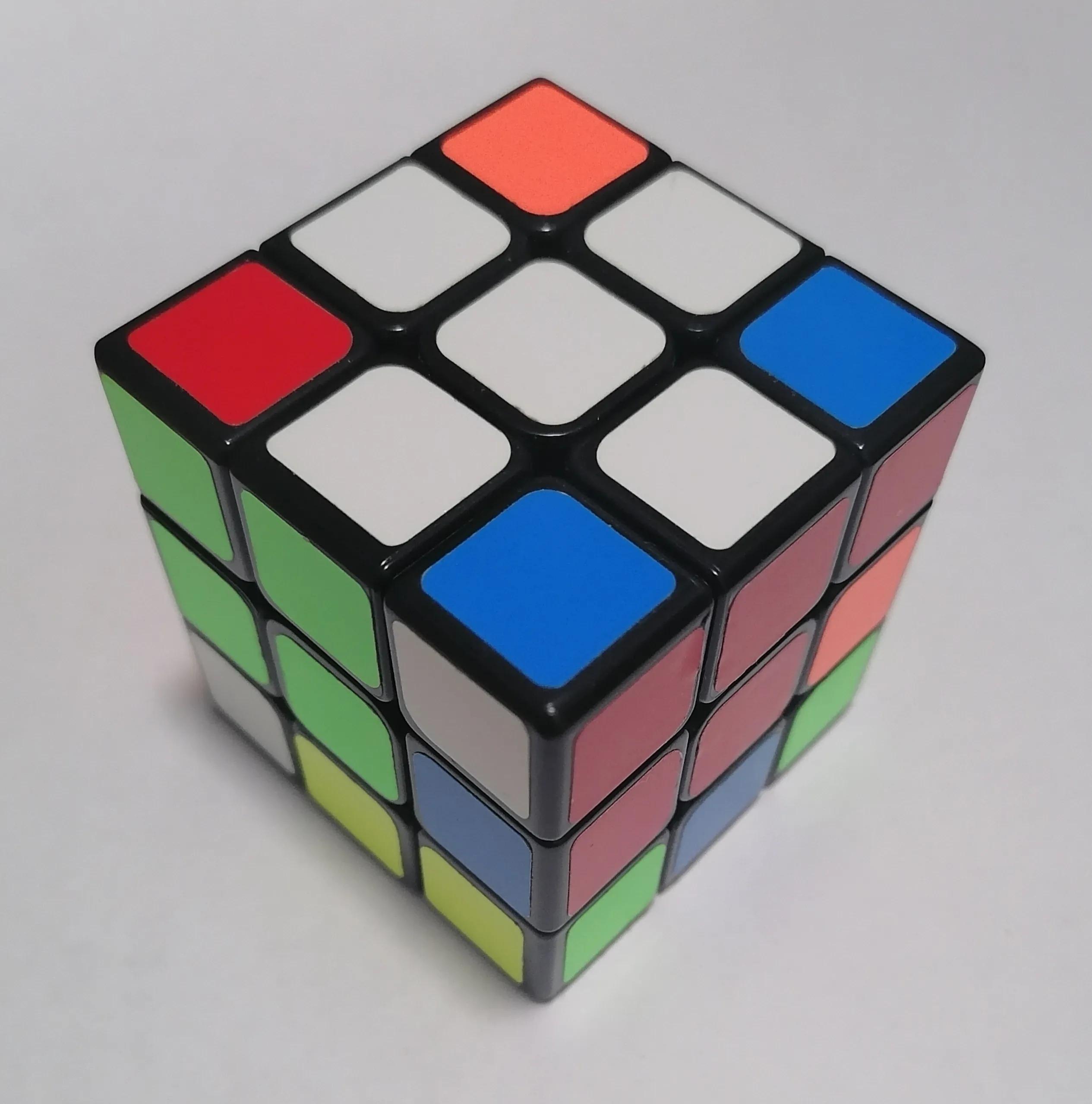 三阶魔方第一层复原最详细步骤,立方体魔方还原方法最简单