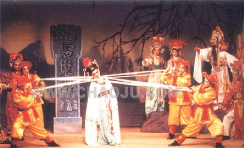 马嵬坡兵变杨贵妃之死的历史记录,杨贵妃死在马嵬坡真相大揭秘