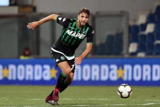 米兰中场洛卡特利赛季,洛卡特利对阵米兰