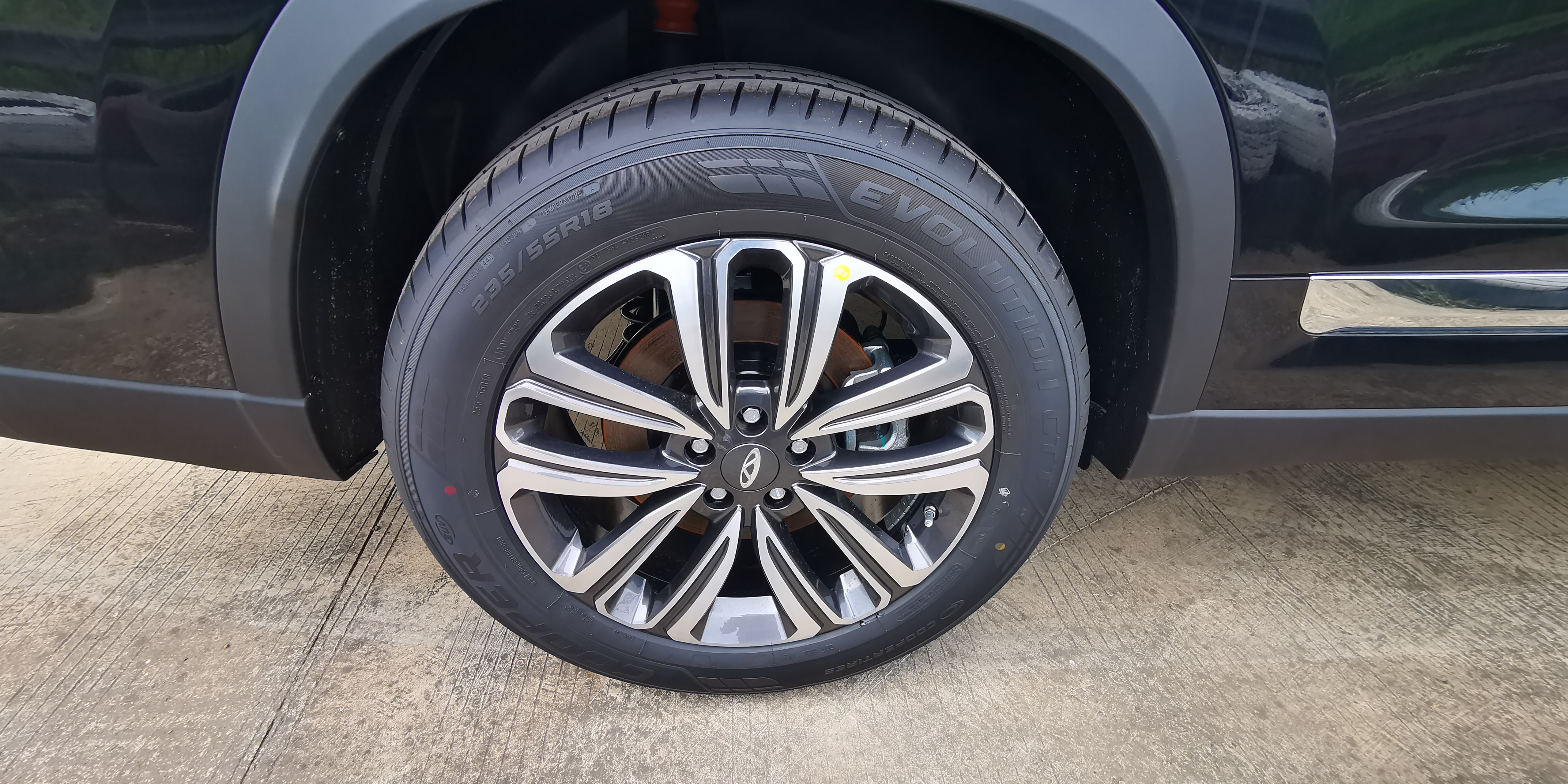 虎8和豪越怎么选,吉利豪越和瑞虎8哪个值得入手