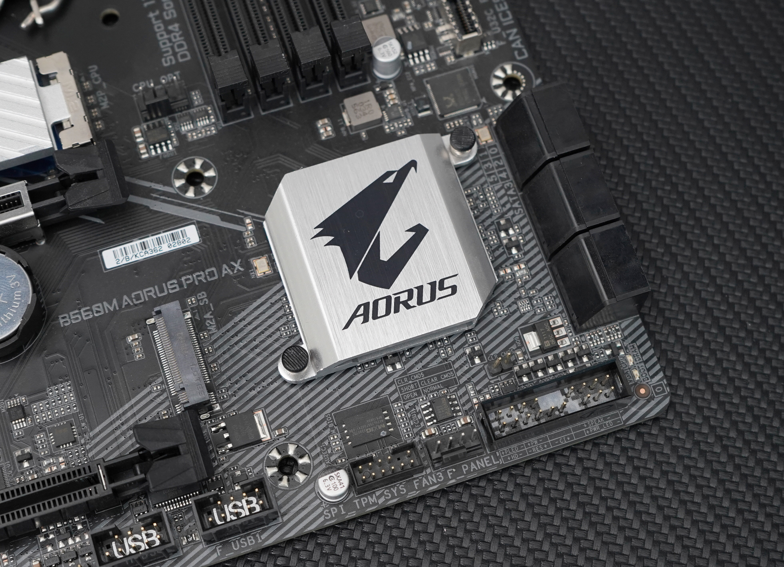 技嘉雪雕b560主板功能区介绍,技嘉雪雕b560maorusax参数