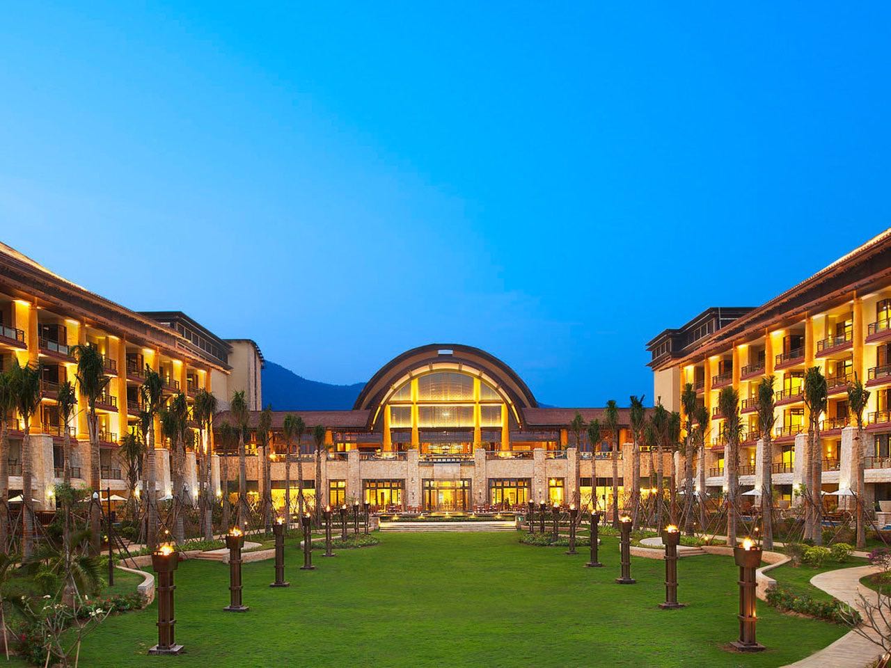 三亚高端酒店报价,海南三亚最贵酒店