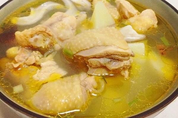 鸡汤可以熬出乳白色吗,怎么熬鸡汤变乳白色呢