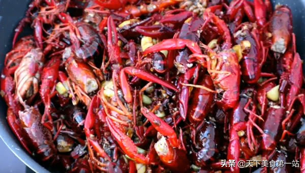 这才是火爆小龙虾的正确做法,小龙虾这样做再也不用去饭店了