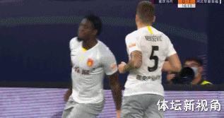 进球空翻庆祝动作集锦,最牛叉的进球空翻