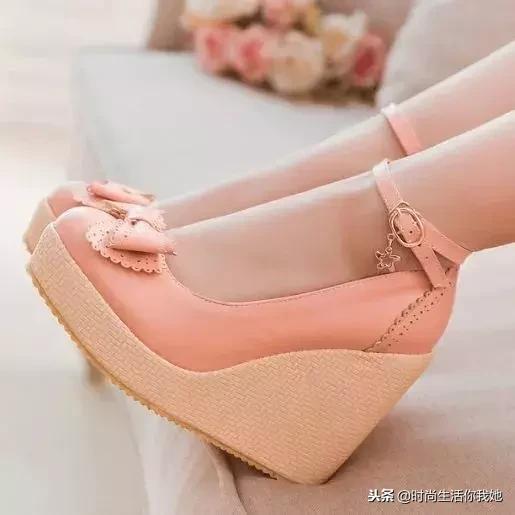 男生无法抗拒女生穿什么,男生就是不喜欢女生怎么回事