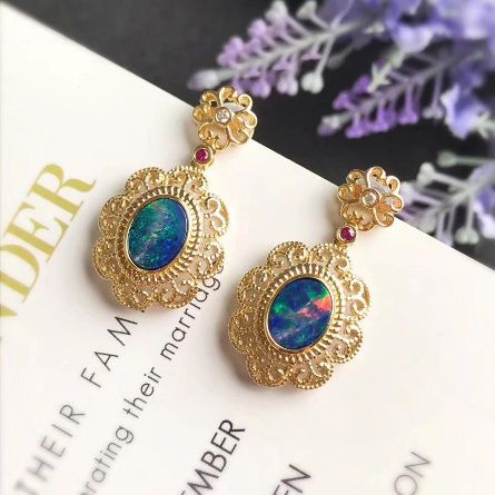 彩金都有什么颜色的,彩金真的假的怎么看