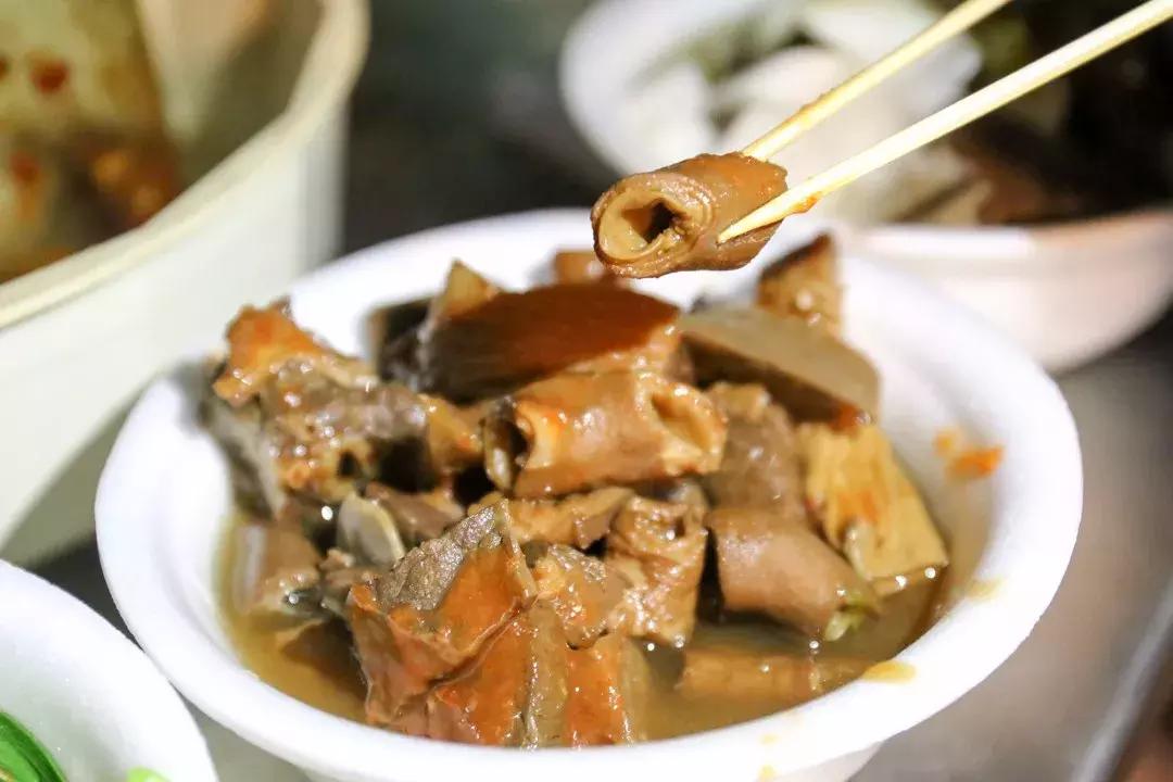 只开两三个小时的店,广州正宗老牌牛杂店