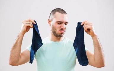 天天换洗袜子为什么脚还是很臭,每天都洗脚换袜子为啥还臭脚