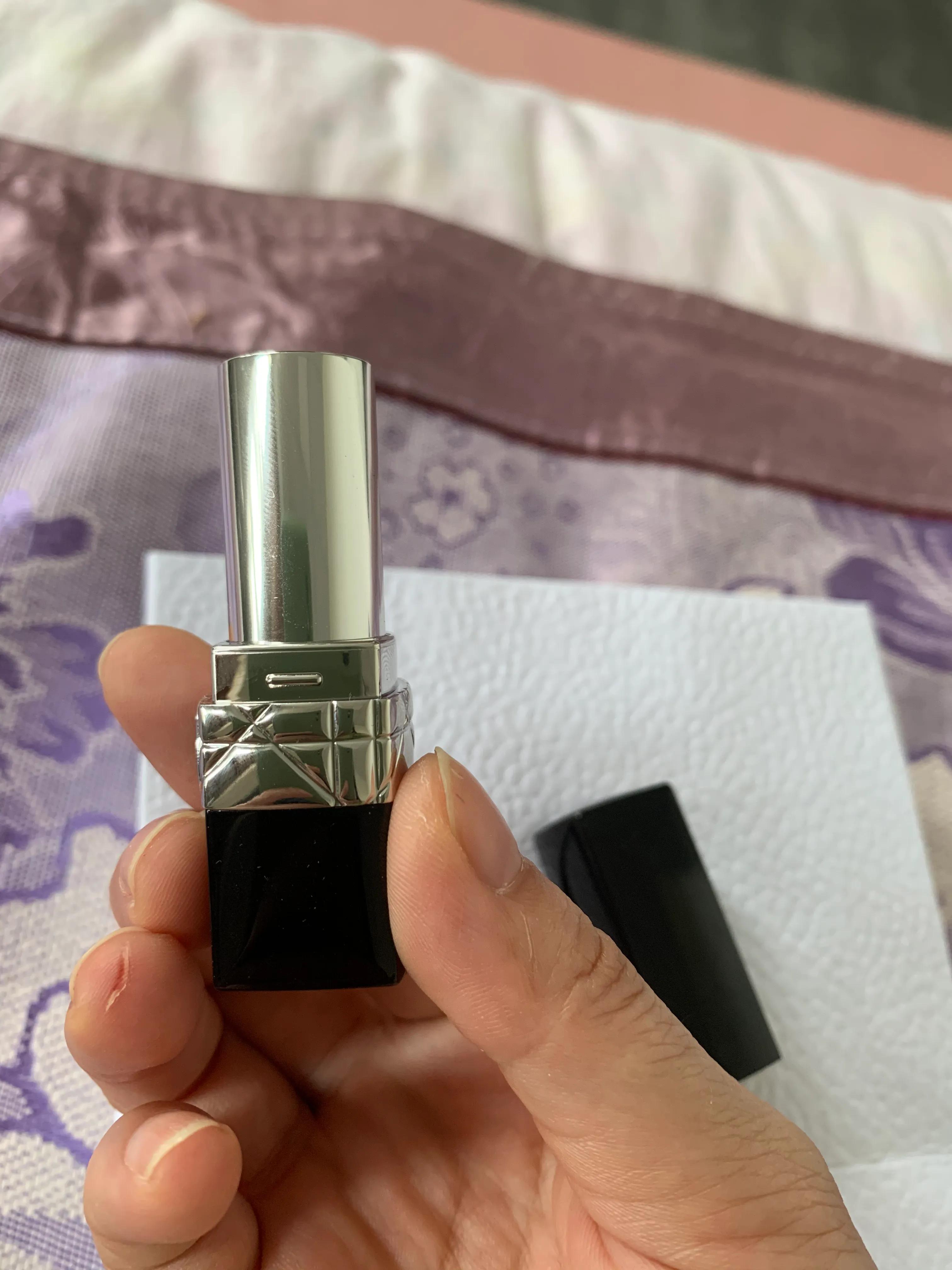 美妹们谁能帮看看这款999是真是假？