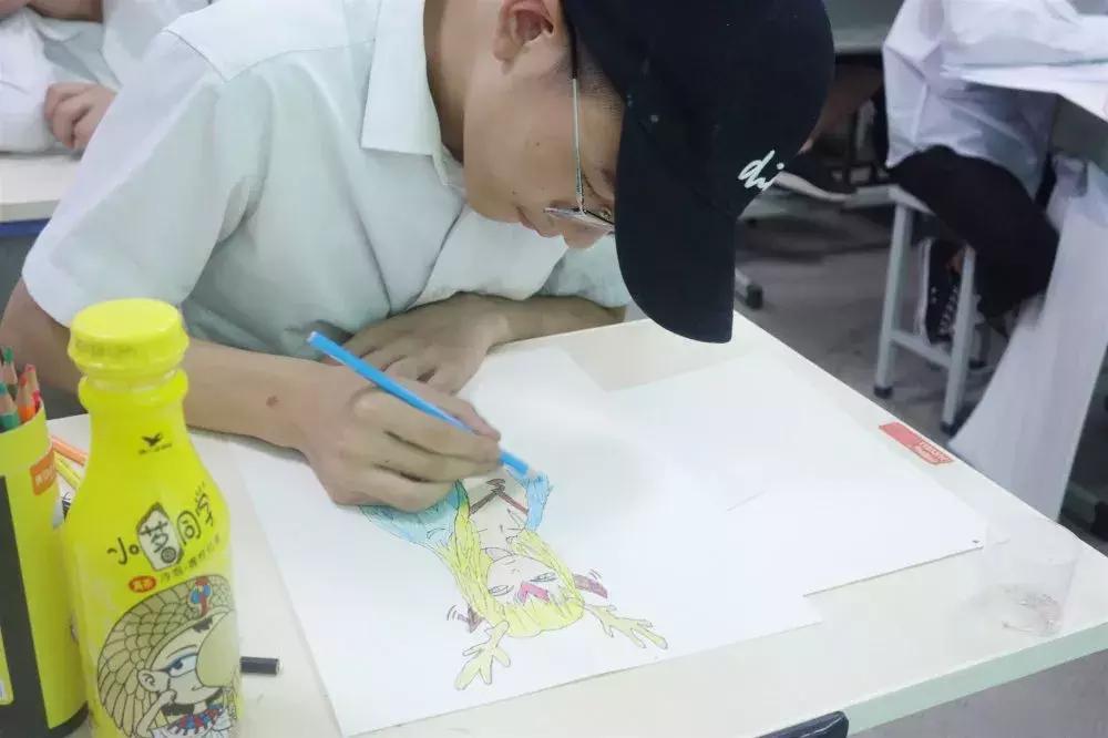 北大青鸟郑州翔天信鸽培训中心,郑州北大青鸟翔天信鸽哪个好