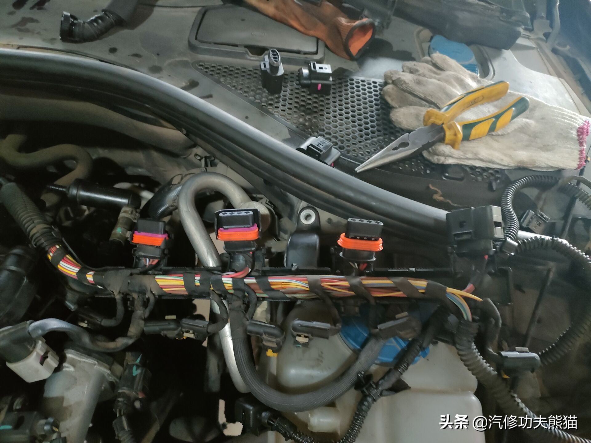 挑战奥迪A6低油耗,2009款奥迪a6l2.0t烧机油严重吗