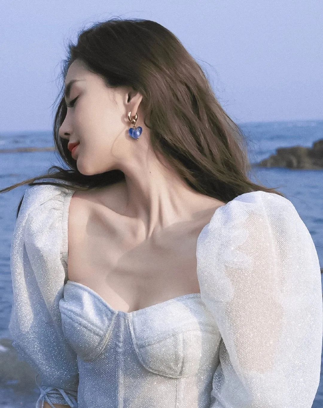 珍珠耳钉优雅永不过时,经典大方的耳钉