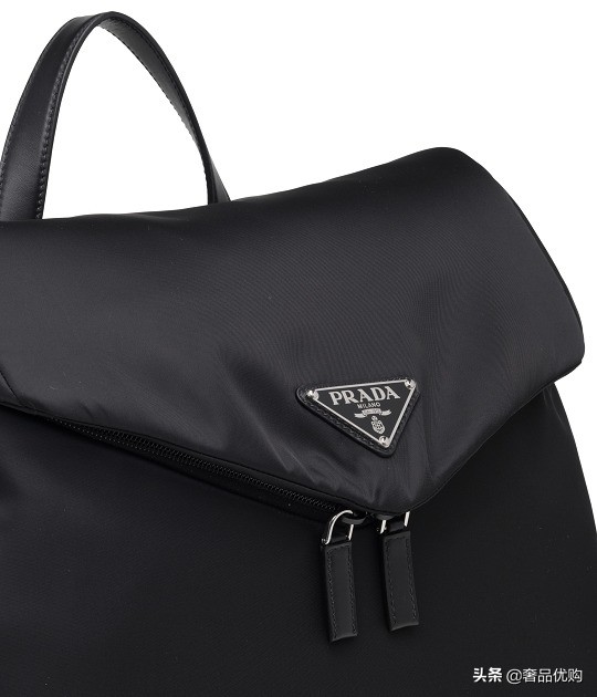 prada新款刺绣宽肩带,prada三角徽标外套