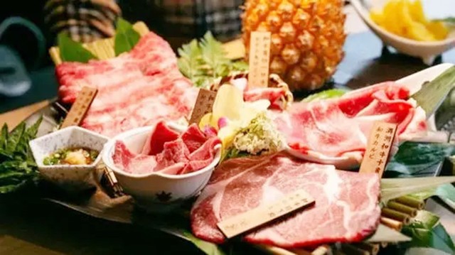 *镕基朱**总理的五戒：不题词、不受礼、不吃请、不剪彩、不批条子