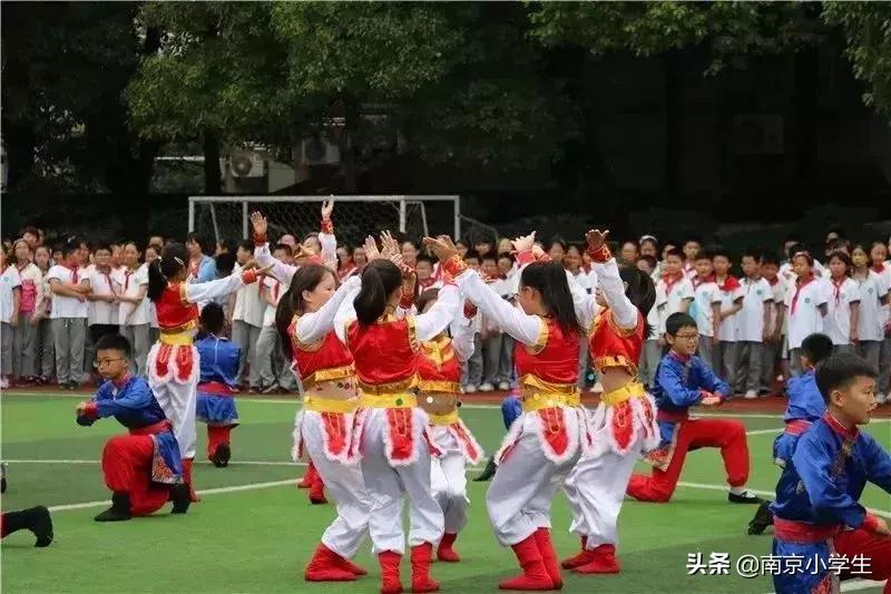卓雅小学足球比赛,白云区第五届中小学生足球联赛