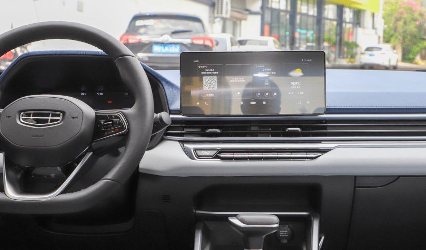 小两口第一部车买啥？20年老司机推荐了第4代帝豪