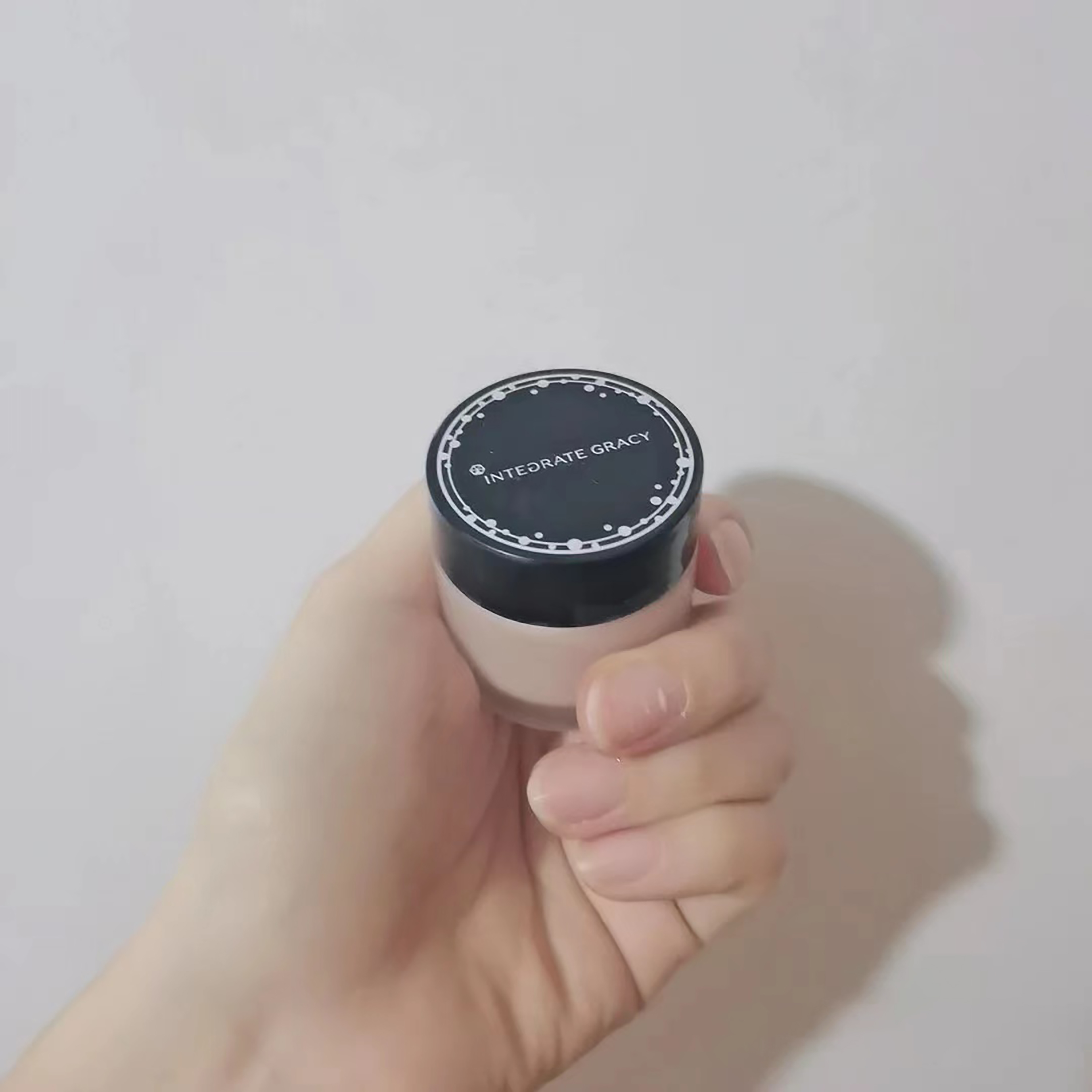 干皮粉底液和气垫哪个更好用,干皮和混油皮粉底液测评