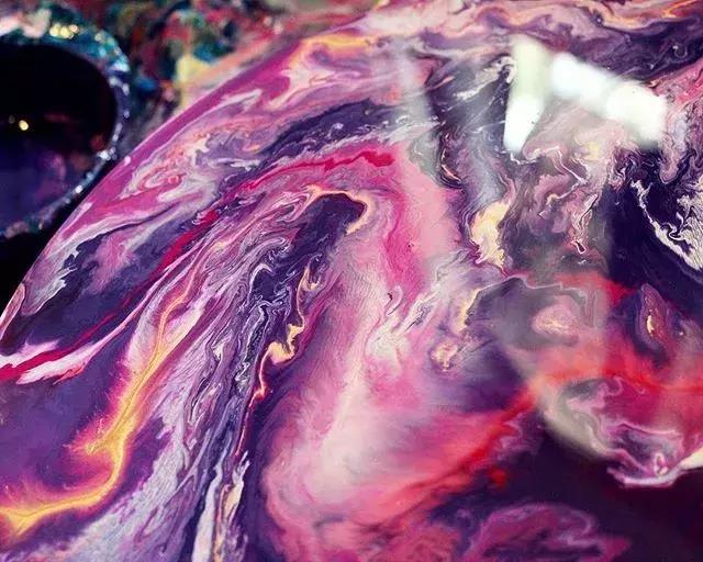 抽象画怎样画得简单又好看,看似复杂实则画起来简单的抽象画