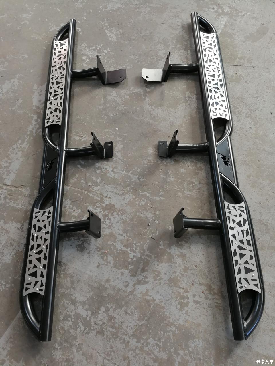 途达2021款2.5t柴油版越野视频,2021款途达四驱七座越野视频