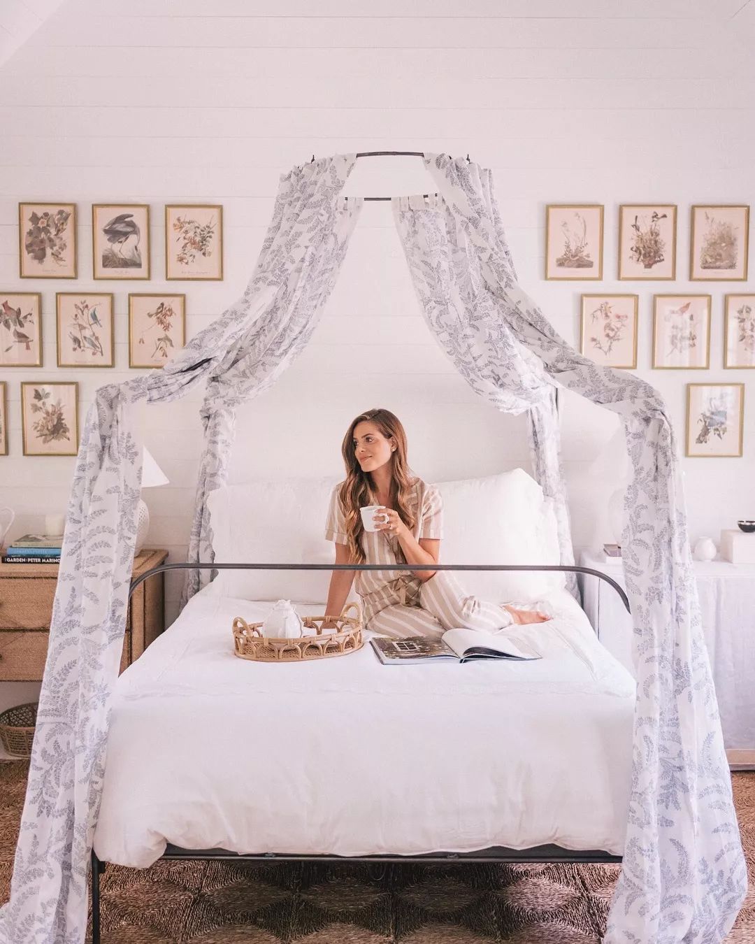 夏季穿亚麻的衣服好还是纯棉的好,亚麻面料夏天穿真的特别舒适透气