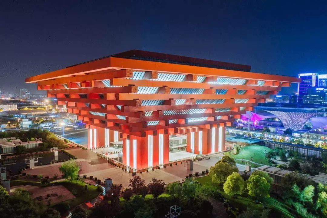 疯狂刷屏！夜晚24:00的上海街头，藏着另一幅面孔…