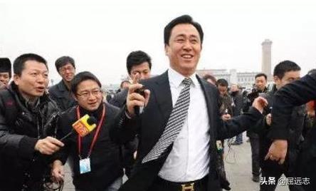 许家印在地产界有贡献吗,许家印2150亿蝉联地产首富