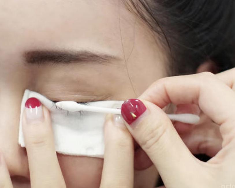 正确卸妆顺序步骤学生,正确卸妆会伤皮肤吗