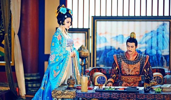 骆宾王一篇雄文，揭武则天羞于启齿的丑闻，武则天却赞道：写得好