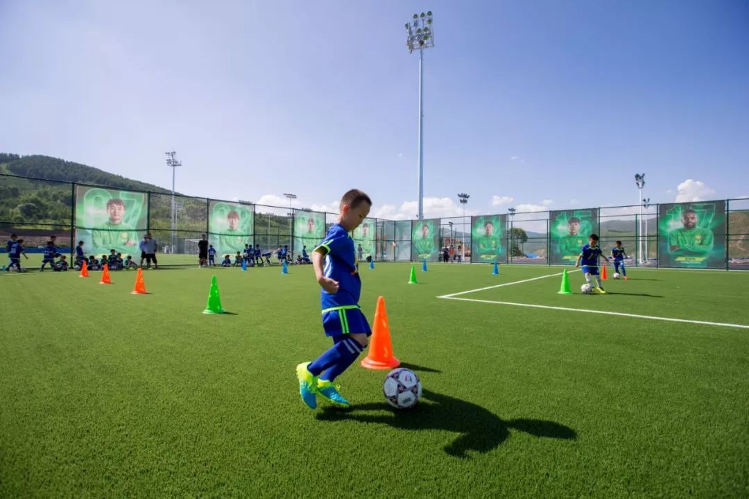 不一样的五一节足球比赛,五一有什么青少年足球比赛