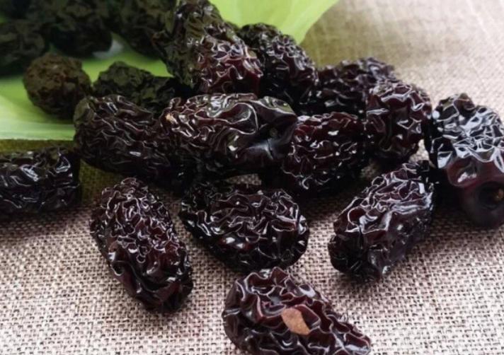 女性月经量少是什么原因引起的,女生月经量少是什么原因怎么调理