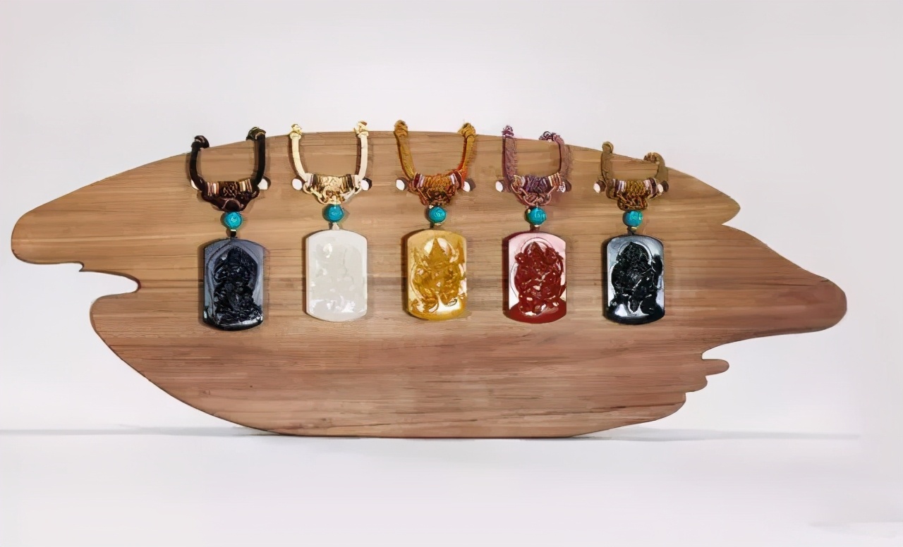 阿拉善玛瑙籽料价格,阿拉善玛瑙玉雕大师