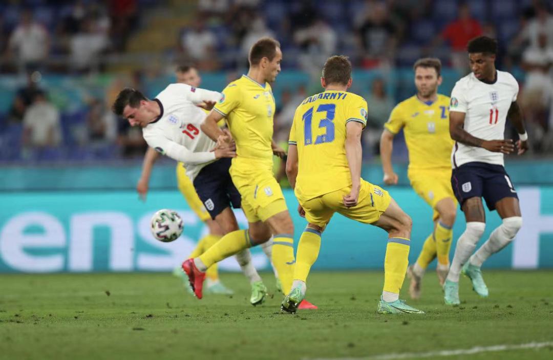 欧洲杯白色球衣全部晋级,穿白色球衣打球怎么样