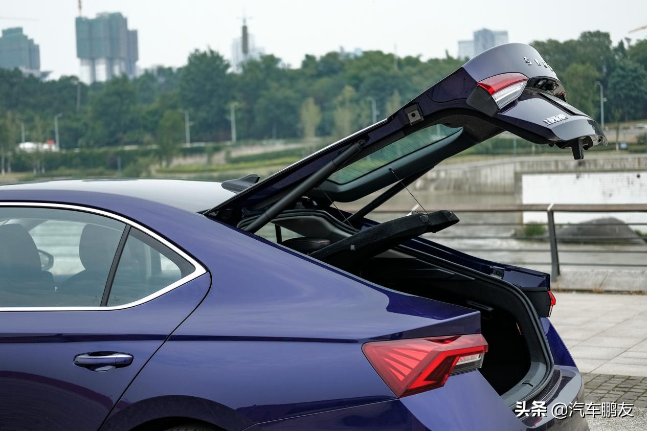 明锐pro试驾视频,斯柯达明锐pro试驾