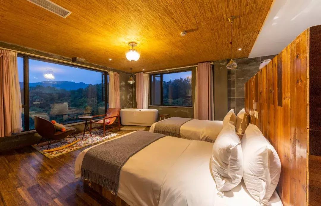 筑梦8年,承包1600亩土地,打造亲子版唐顿庄园,体验庄主生活