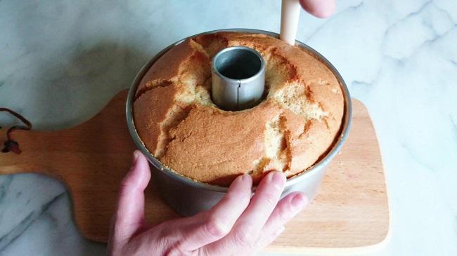 做蛋糕为什么会回缩严重,电饭锅蛋糕回缩的原因及解决方法