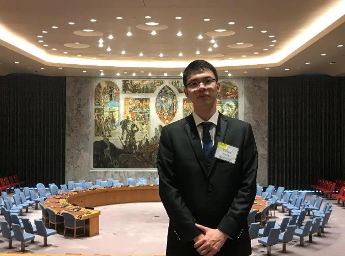 上海10位学霸青年：保送北大，考入人社局，被外交部录用，毕业于同所大学！