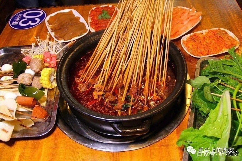 成都建设路必吃的美食,成都本地人必吃的美食一条街