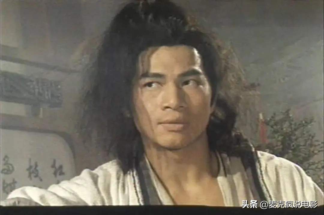 《急先锋》的秦国立，男模出身，合作过很多巨星，曾因故息影十年