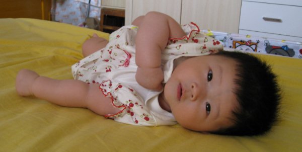 2-3个月宝宝生长发育问题,2个月宝宝生长发育缓慢怎么办