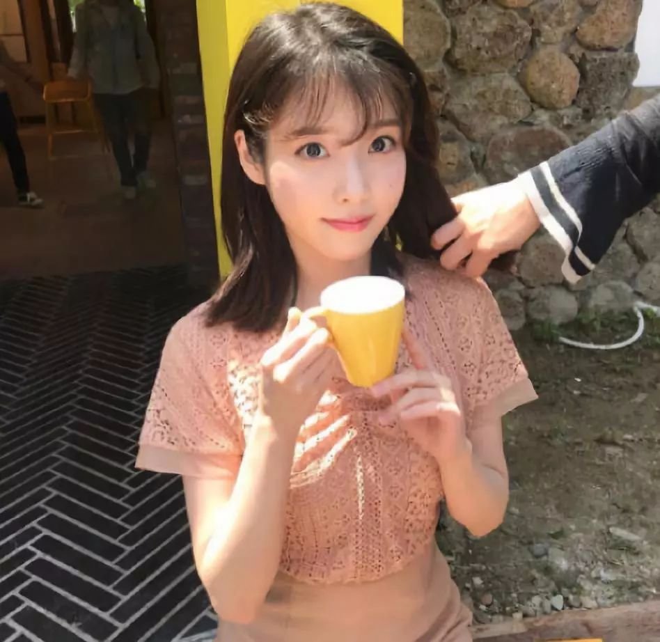 韩国女神穿搭图片,韩国女神造型穿搭