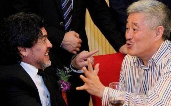 球王马拉多纳赵本山,赵本山马拉多纳