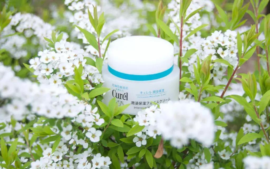 平价好用面霜保湿秋冬,11岁面霜推荐10块