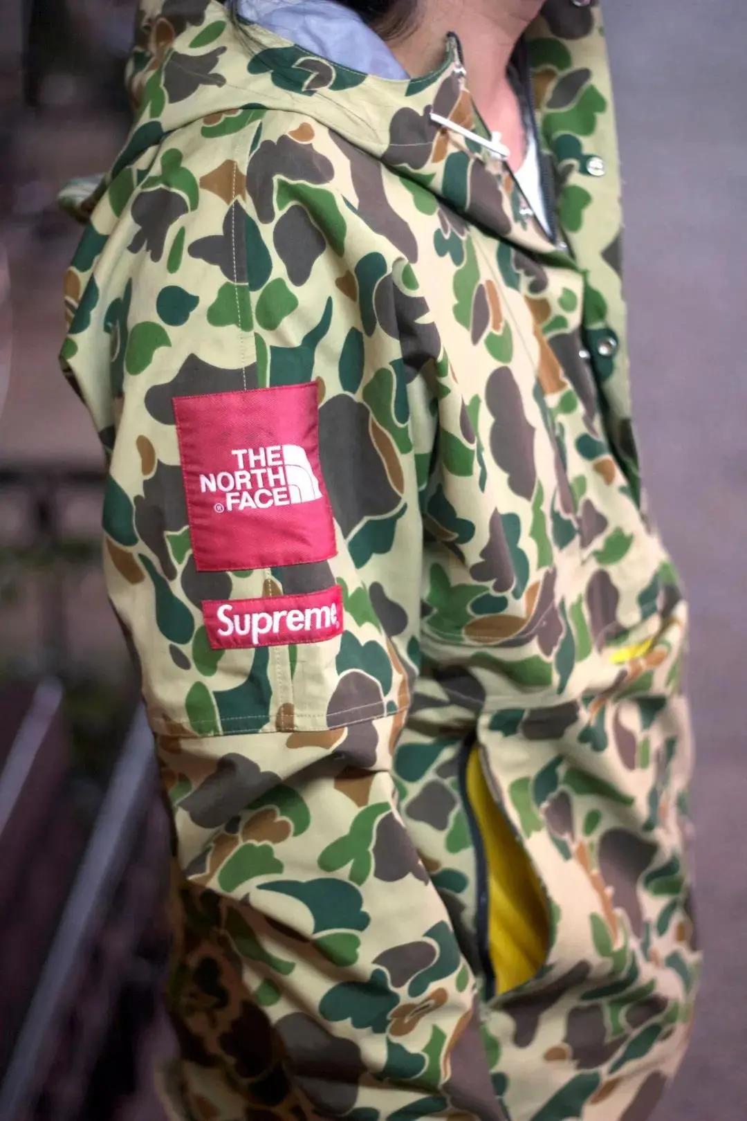 这款球场“吉利服”，苟起来连队友都找不到