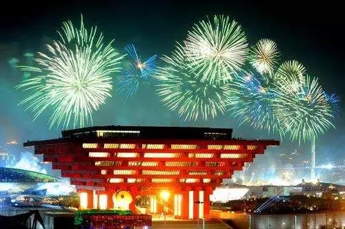 马云挑战世界拳王梅威瑟,马云和梅威瑟打表演赛