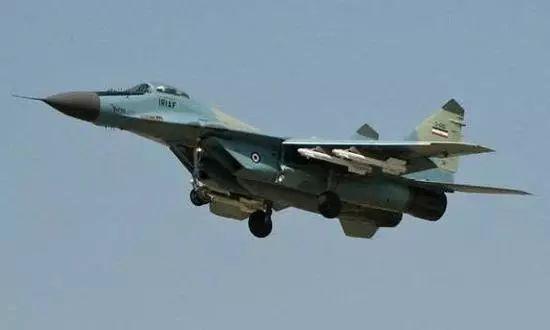 “雄猫”和“鬼怪”都老了，伊朗想购买“枭龙”战机，但阻力重重