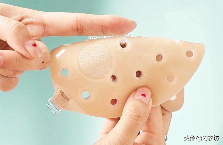 透气隐形胸罩怎么穿最合适,无痕硅胶隐形文胸怎么穿才正确