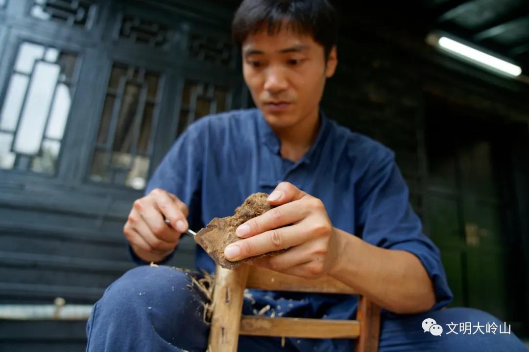 东莞大岭山镇：湾区制造名镇，再来一场文化突围