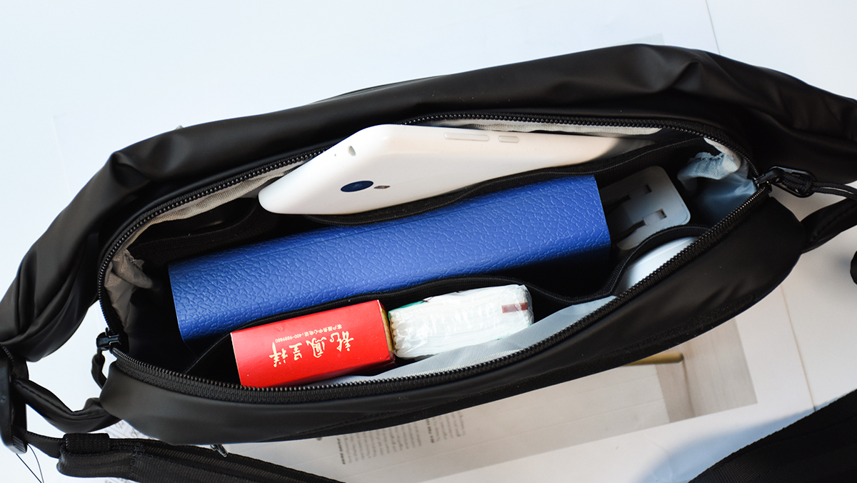 小米69元胸包怎么样,小米多功能运动休闲胸包